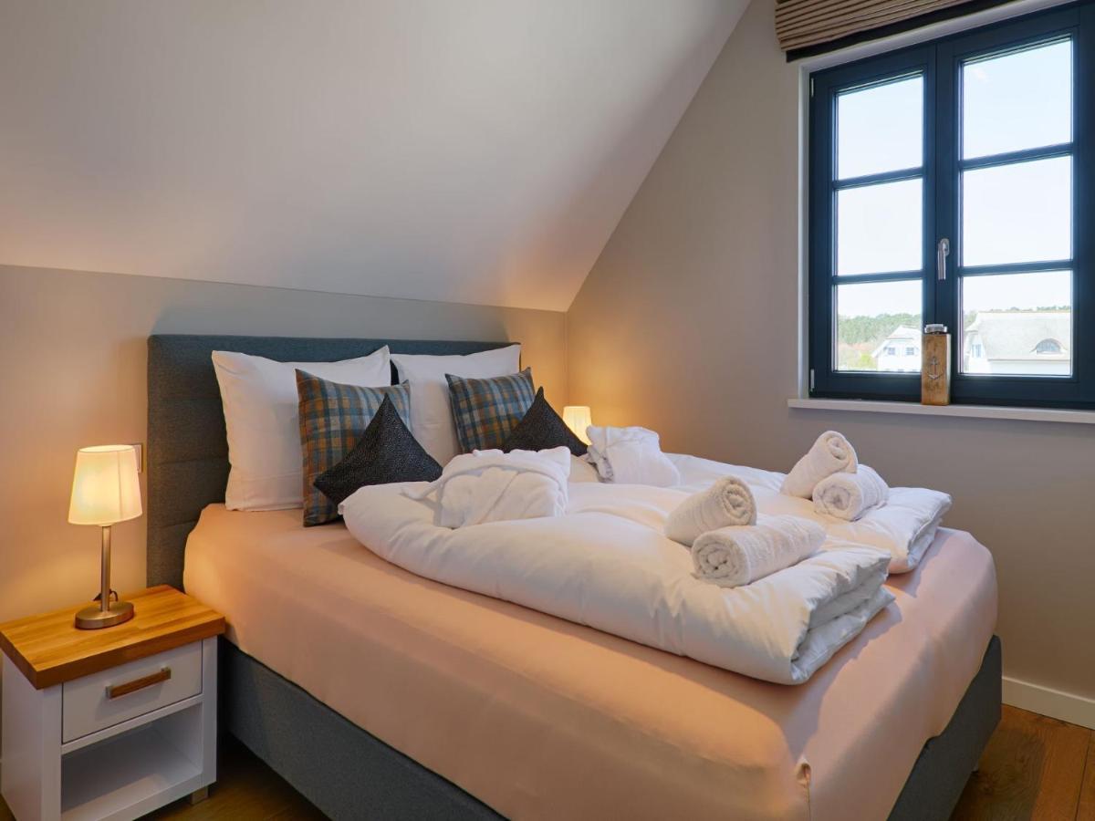 Reetland Am Meer - Premium Reetdachvilla Mit 3 Schlafzimmern, Sauna Und Kamin F23 Dranske Buitenkant foto