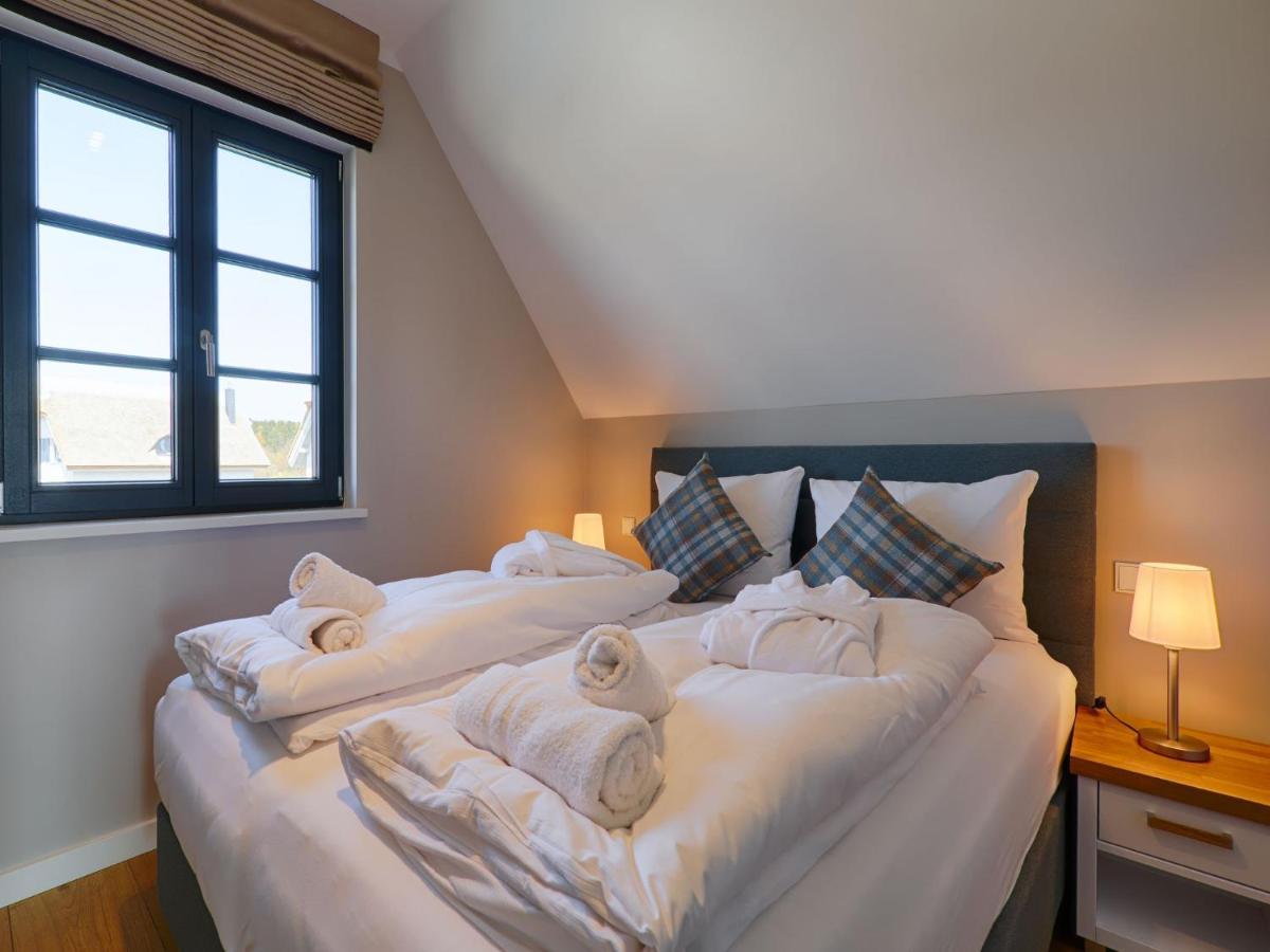 Reetland Am Meer - Premium Reetdachvilla Mit 3 Schlafzimmern, Sauna Und Kamin F23 Dranske Buitenkant foto